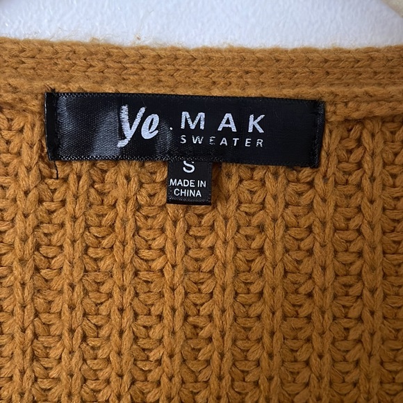 YEMAK | Women’s Mustard V Neck Bell Sleeve Cable Knit Sweater NWOT/NEW Size S - Picture 5 of 8